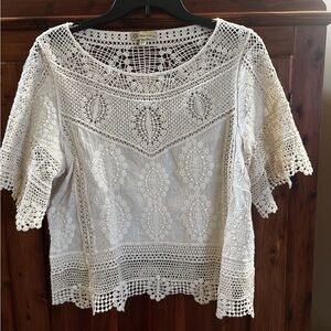 Democracy women’s cream crochet & lace blouse camisole layered NWOT size XS NEW